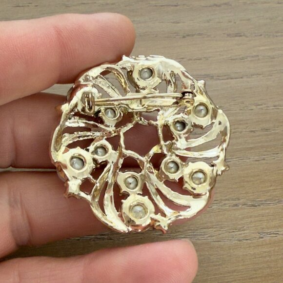 Vintage Aurora Borealis Rhinestone Circle Brooch Pin Gold-Tone Setting - Picture 8 of 10